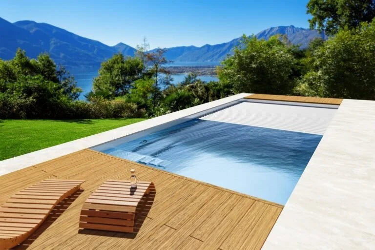 Container-Whirlpool 3,0 m x 3,0 m, Hydromassage, neu