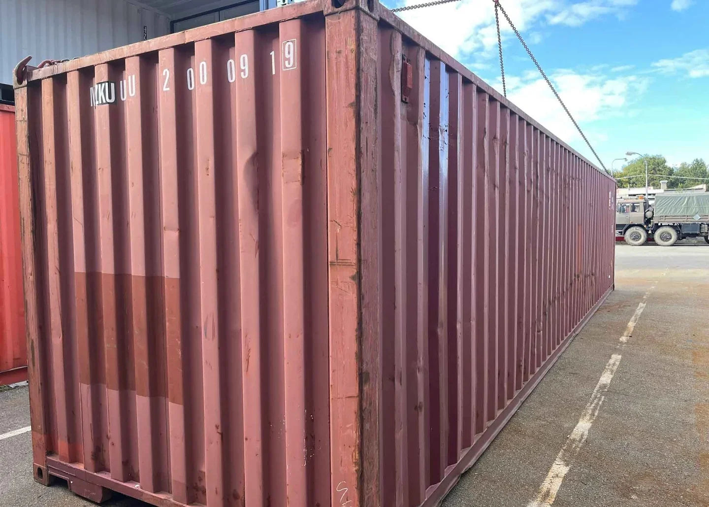 Seecontainer 40 Fuß, rot, gebraucht