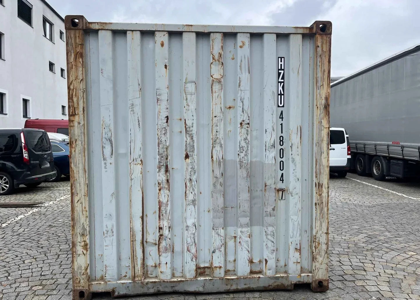 Seecontainer 20 Fuß, hellgrau, gebraucht